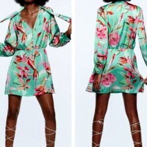 Zara Floral Satin Printed Mini Dress in Blue Green Combo Size M EUC